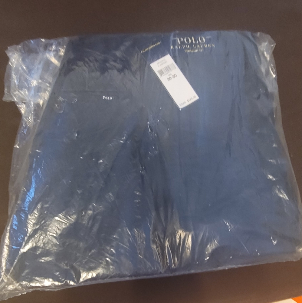 khaki pants